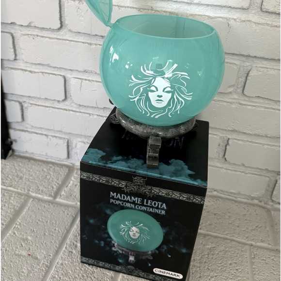 Disney Party Supplies Rare Hard To Find Disney Haunted Mansion